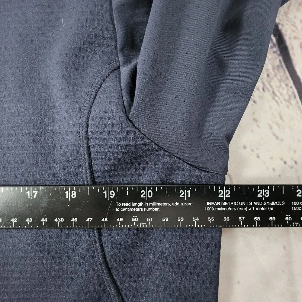 Nike Men's Medium Dark Blue 1/4 Zip Long Sleeve Golf Pullover